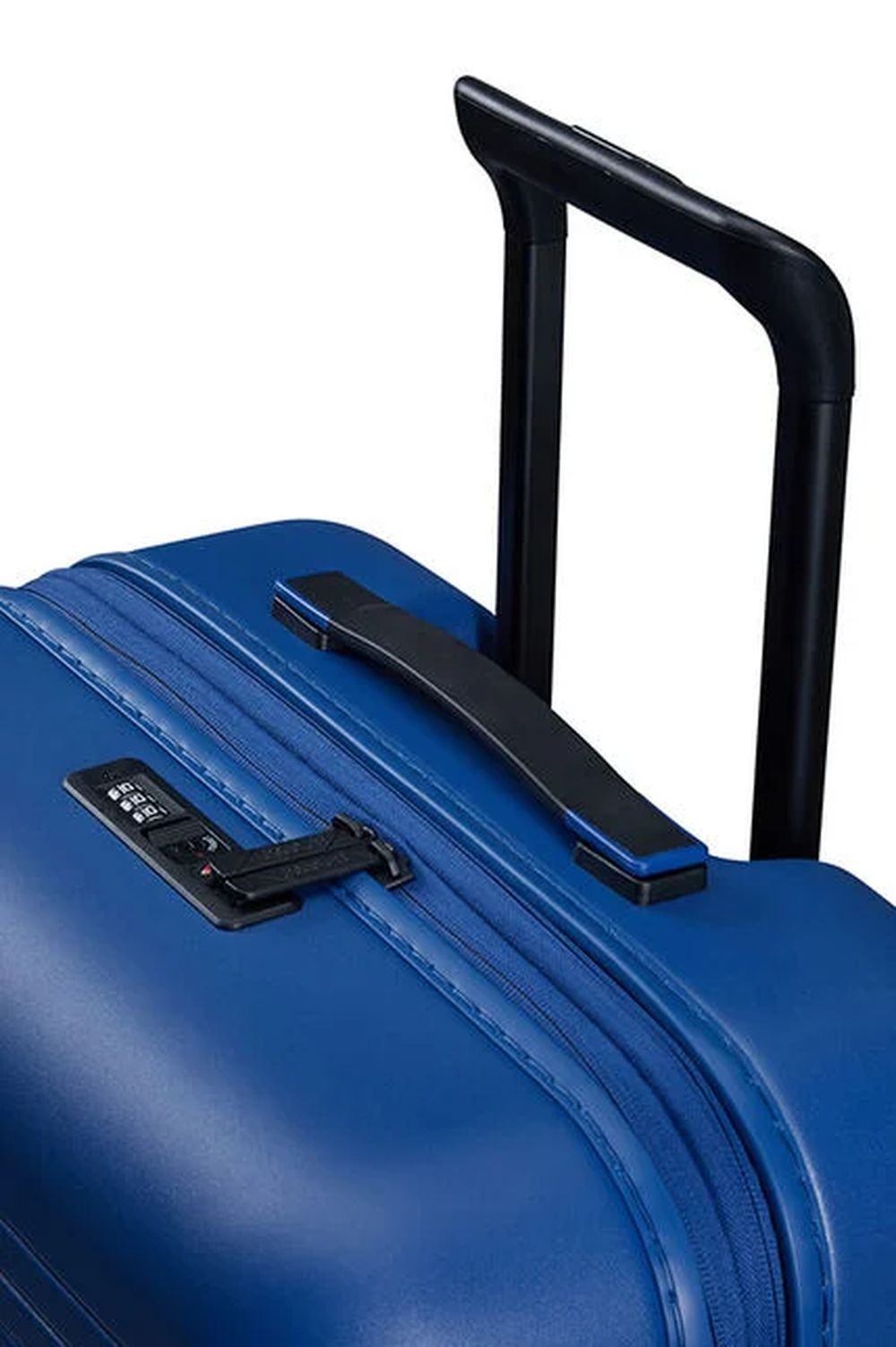 American Tourister NOVASTREAM INSTENIBLE 67CM