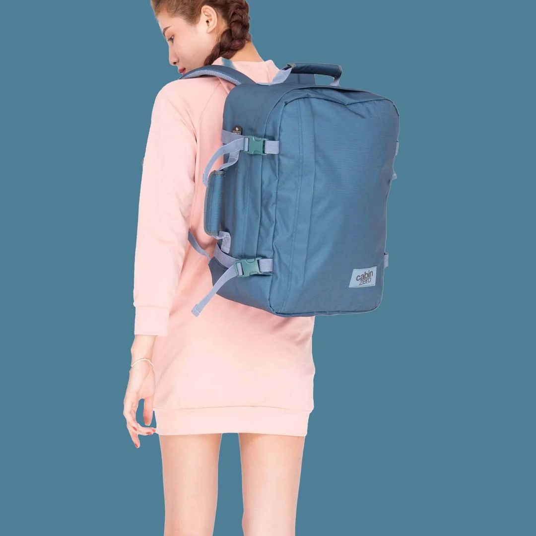 Klassischer Rucksack 36L CabinZero Aqua Lagoon