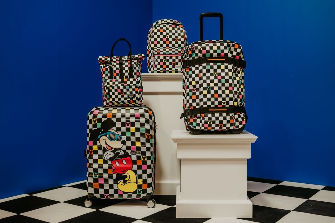 AMERICAN TOURISTER Kabinenbeutel mit Mickey Check -Rädern der städtischen Strecke