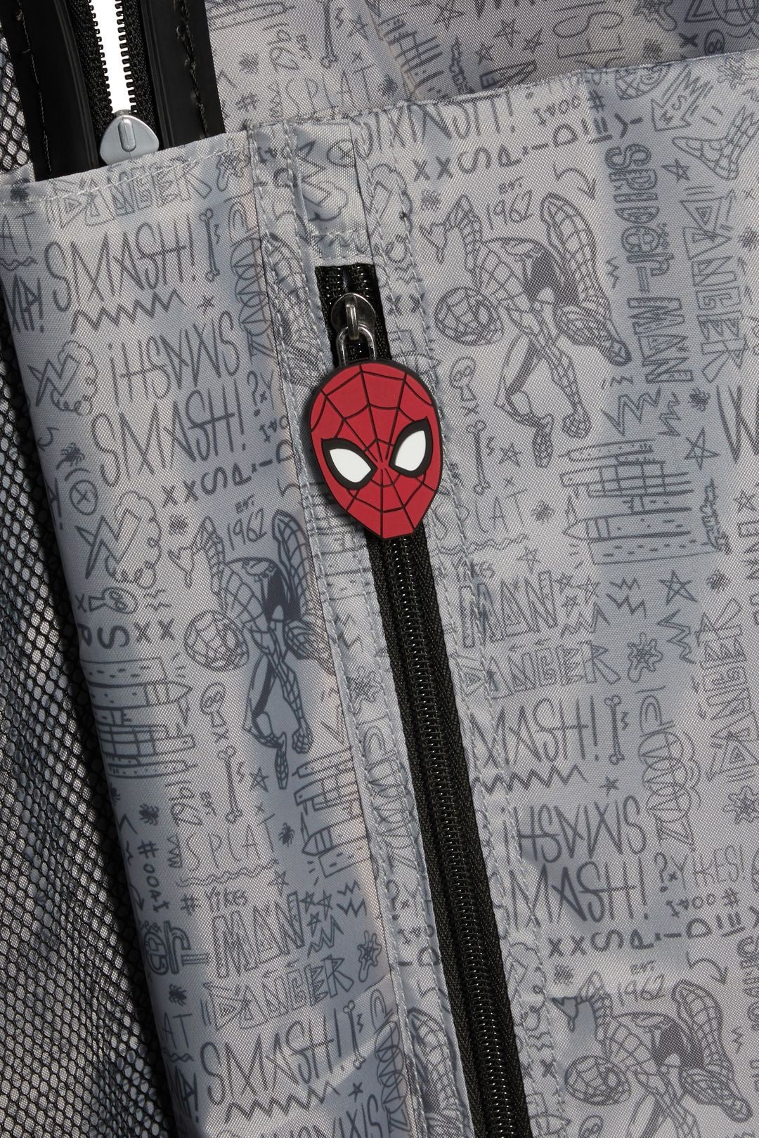 AMERICAN TOURISTER Mediana walizki Spiderman Sketch 67 cm