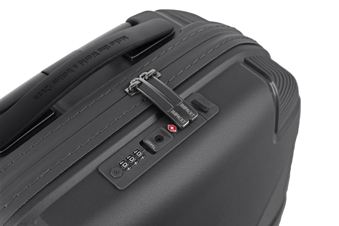 IP1 IMPACKT Cabin suitcase With USB Port 55cm