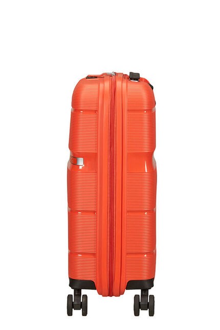 Linex van American Tourister  Spinner klein formaat