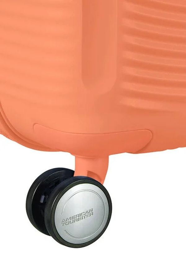 Pack Maleta Cabina SoundBox + Mochila Up Beat de American Tourister naranja