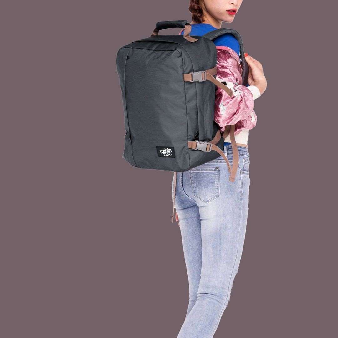 Klasyczny plecak 28L Cabilzero Absolute Black