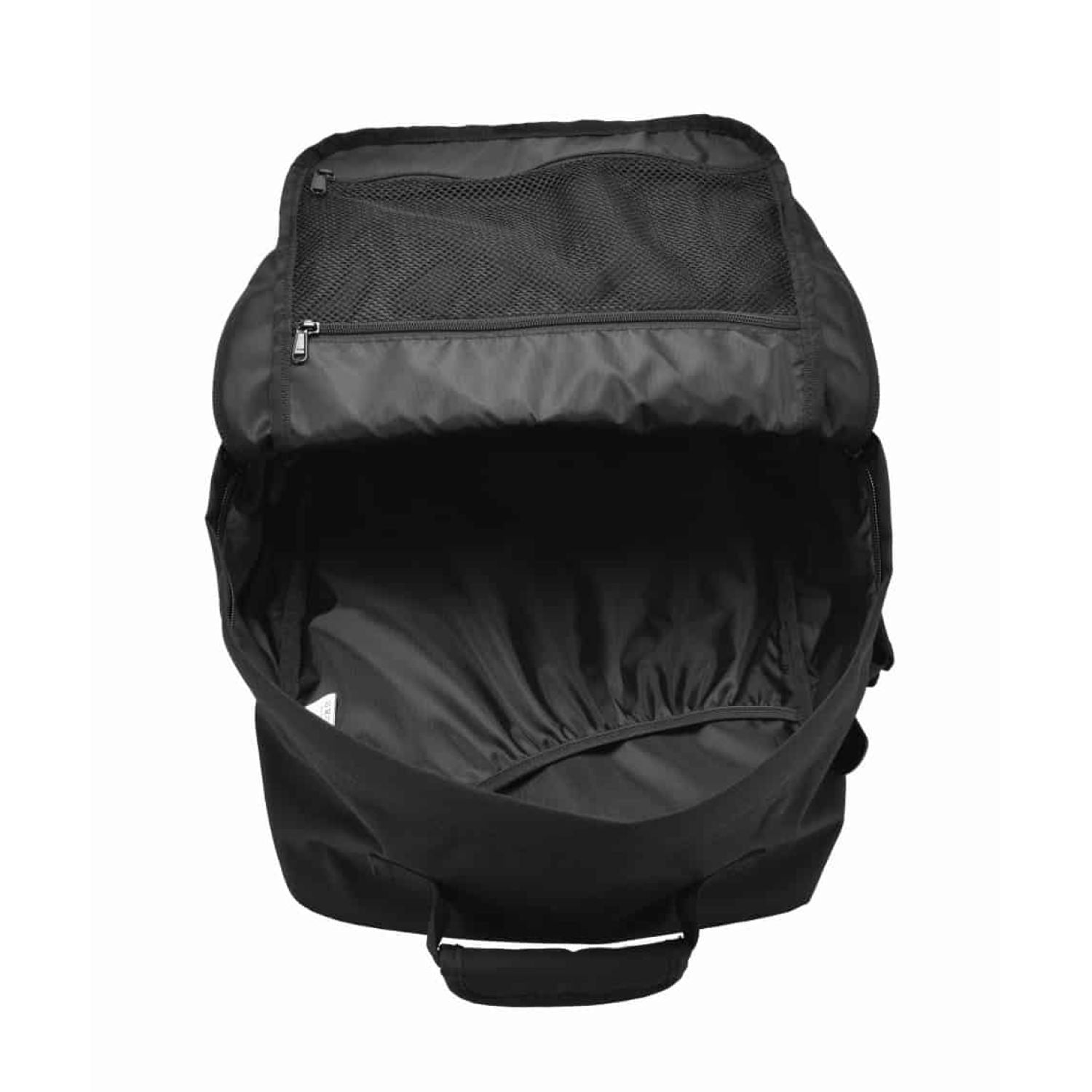 Classic 44L Cabinzero Black Plecak