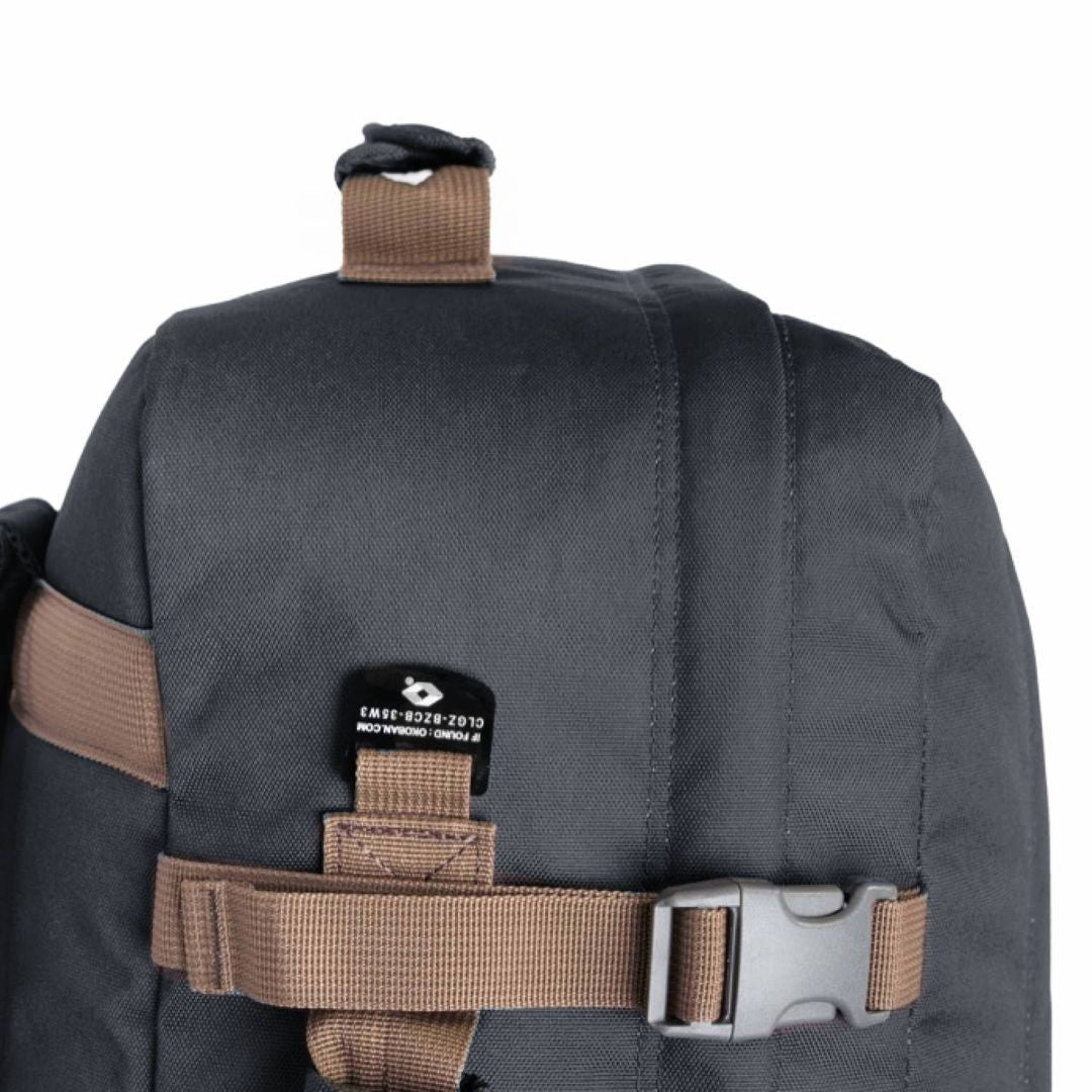 Classic 44L Cabinzero Black Plecak